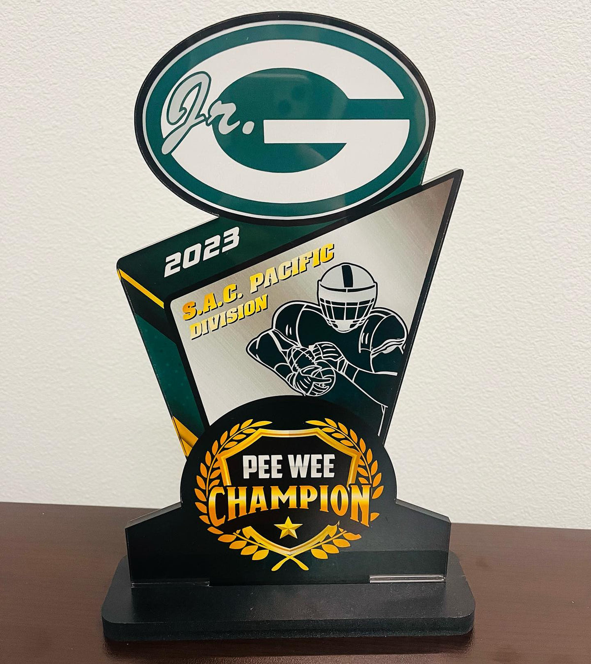 Single Layer Trophies